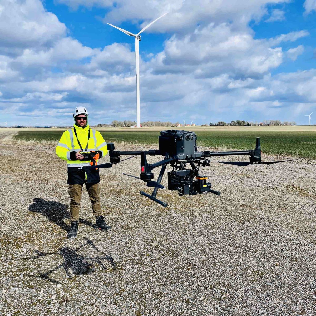 Przegląd turbin wiatrowych dronem