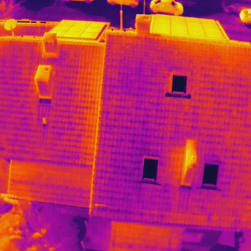 Badanie szczelności cieplnej budynków termowizją