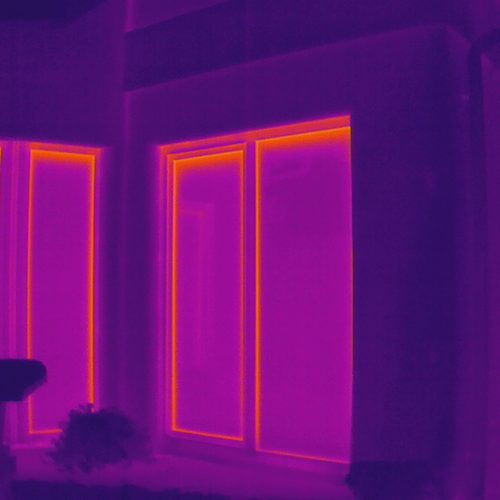 Badanie szczelności cieplnej budynków termowizją